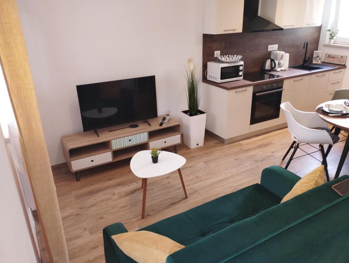Apartment Jal ロヴィニ エクステリア 写真