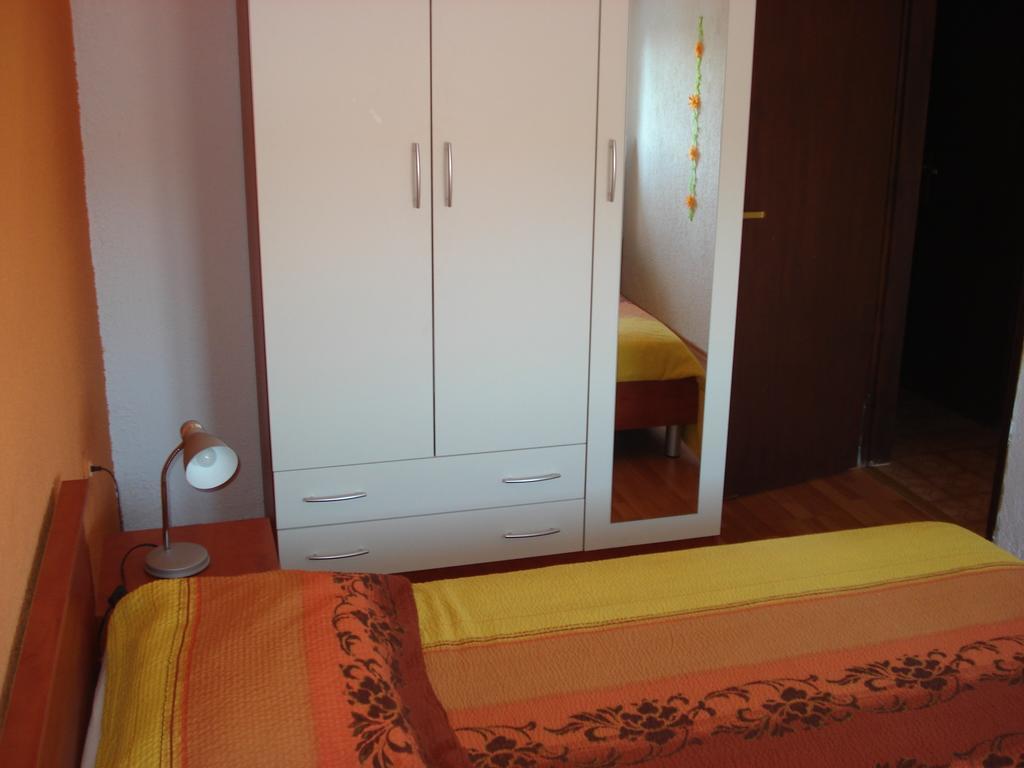 Apartment Jal ロヴィニ 部屋 写真